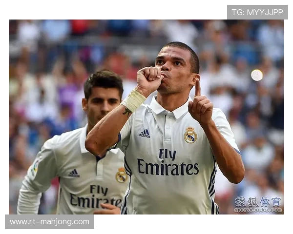 “穆里尼奥赛前称皇马是受伤的王者，强调特殊合同条款”