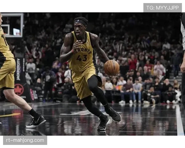 中场致敬环节，猛龙主场播放视频感谢西亚卡姆的贡献